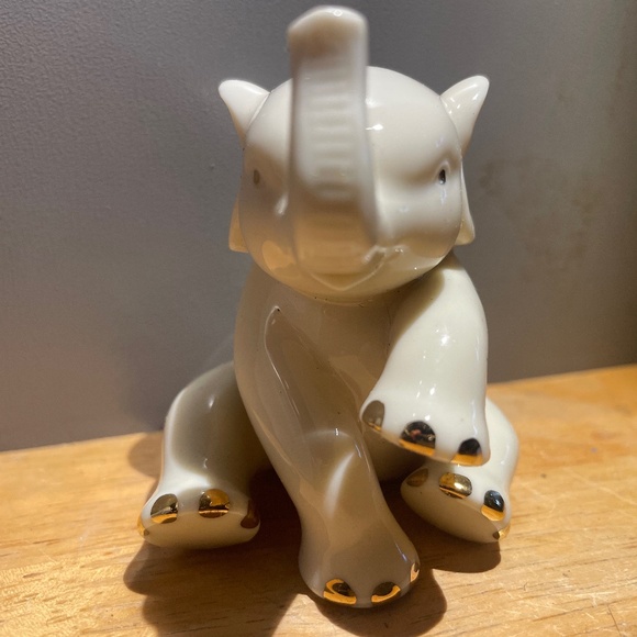 Elephant Mini Lenox - Picture 1 of 4